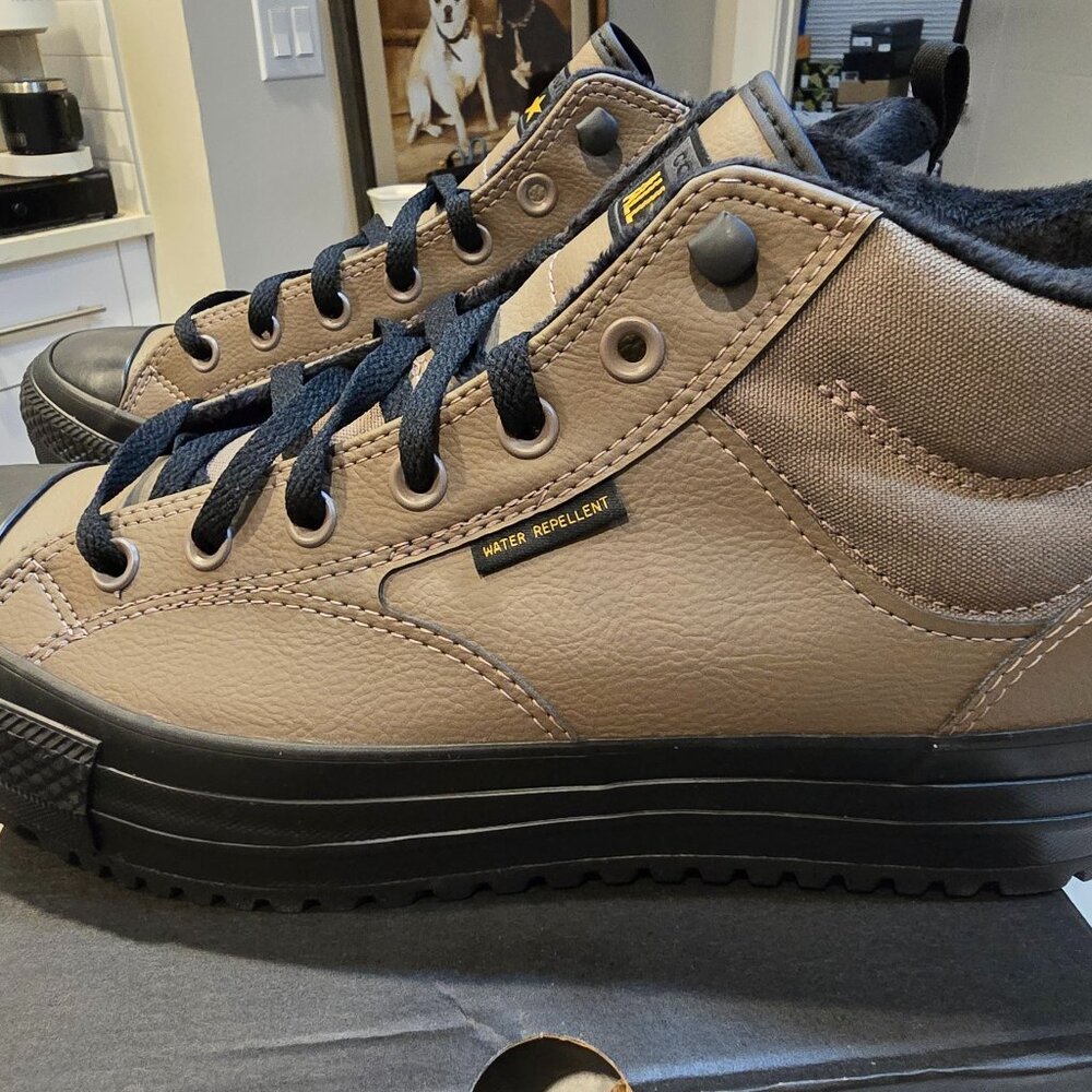 CONVERSE Men's Chuck Taylor All Star Malden Street Boot Water-Repellent Mens 10